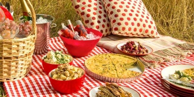 Меню для пікніка: 12 ситних рецептів закусок