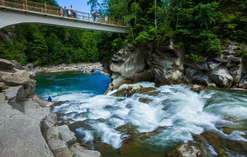 Водоспади України: 35+ найгарніших водоспадів України (фото)