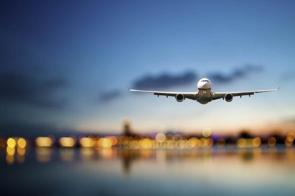 ЯК ДЕШЕВО ПОДОРОЖУВАТИ ЄВРОПОЮ – дешеві авіаперельоти з України