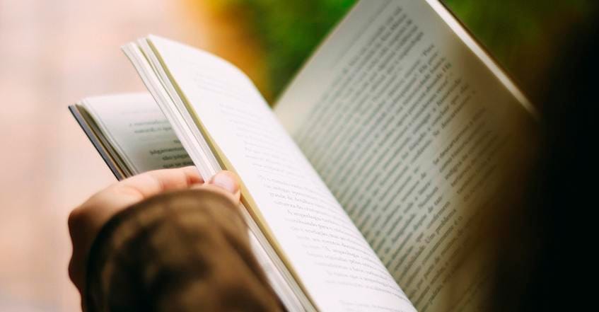 13 надзвичайно цікавих книг, які читаються на одному диханні