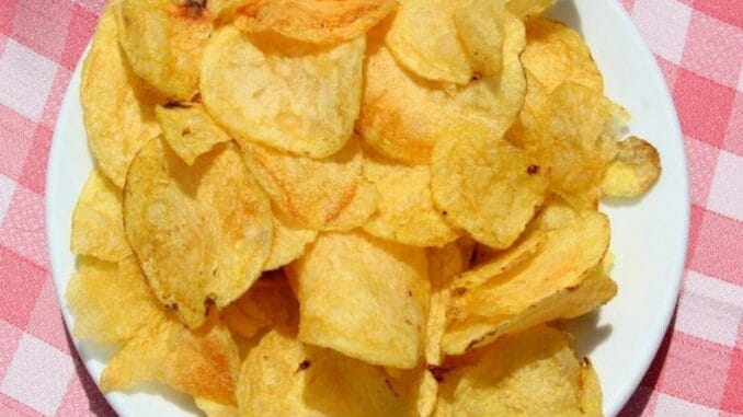 Ось список продуктів, які не можна ні їсти, ні купувати