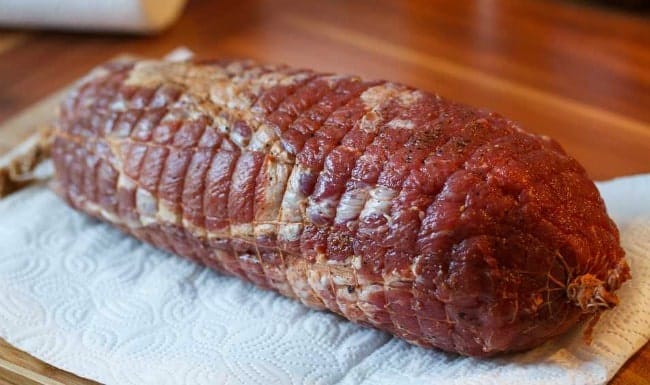 Домашня ковбаса, шинка та сало. 25 перевірених рецептів