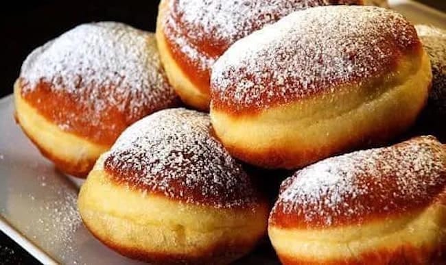 Пісні пампушки до чаю, які завжди вдаються! Зі столу зникають за лічені хвилини!